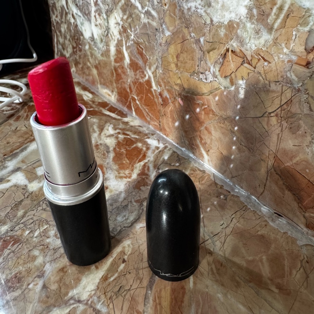 MAC Cosmetics Red Velvet Matte Lipstick
